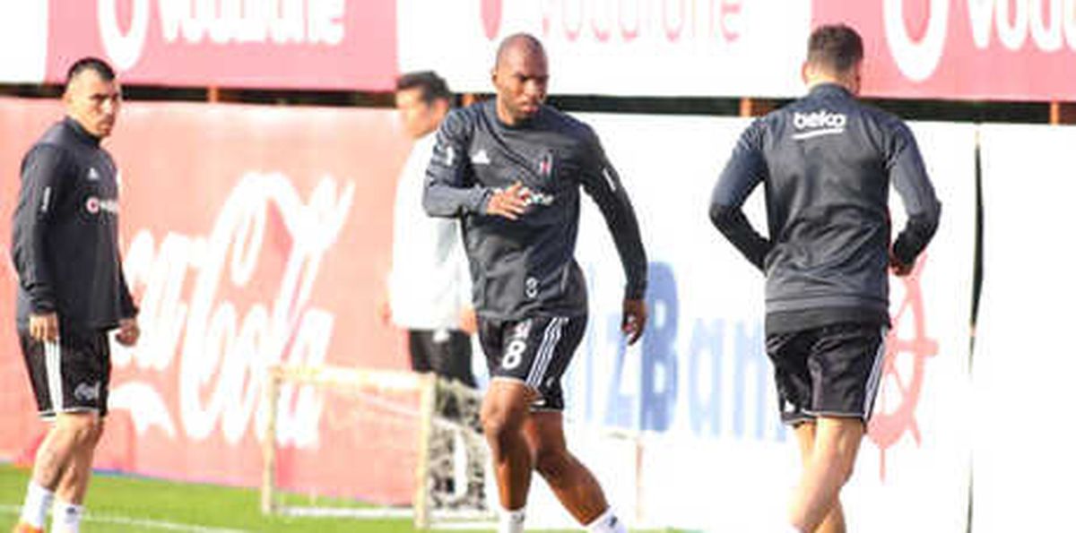 Beşiktaş, Derbiye Hazır