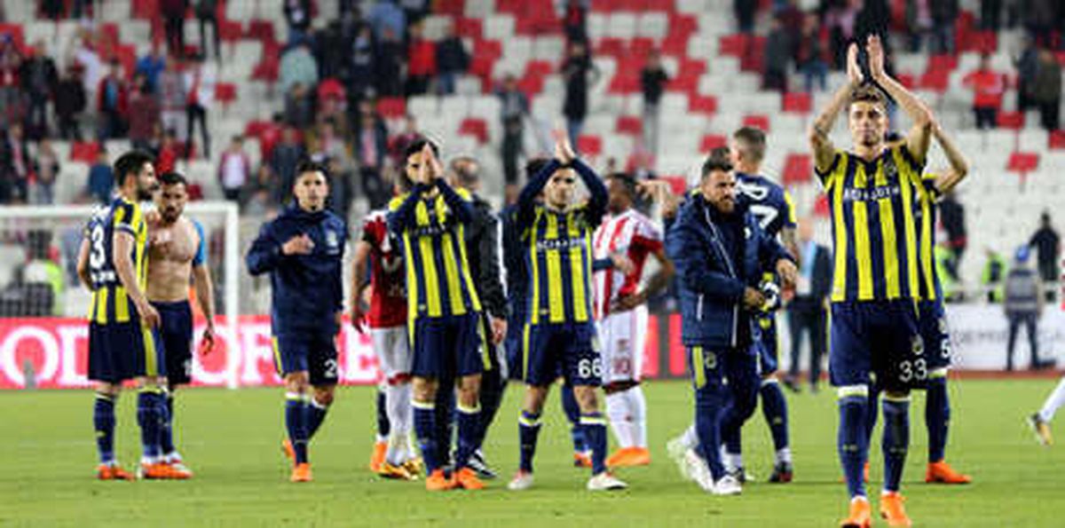 Fenerbahçe Final İçin Sahaya Çıkıyor