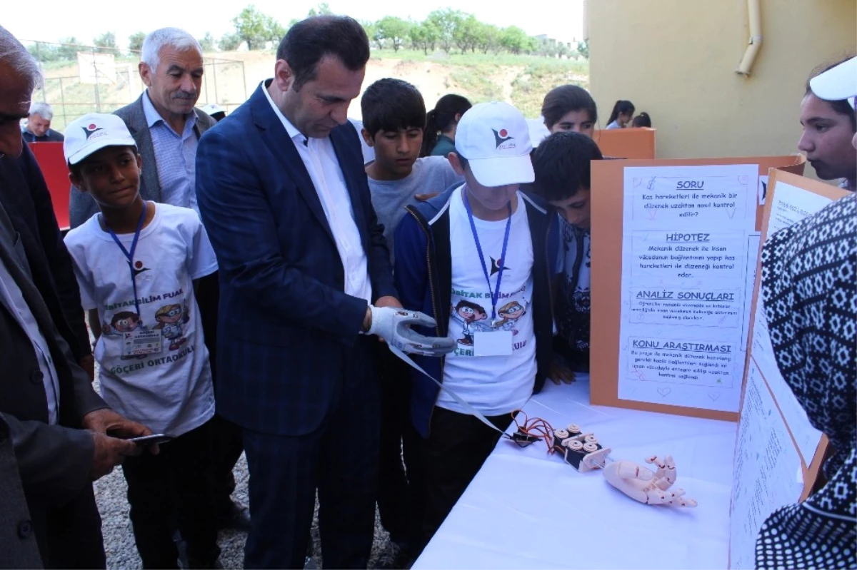 Göçeri Ortaokulunda Tübitak Bilim Fuarı Açıldı