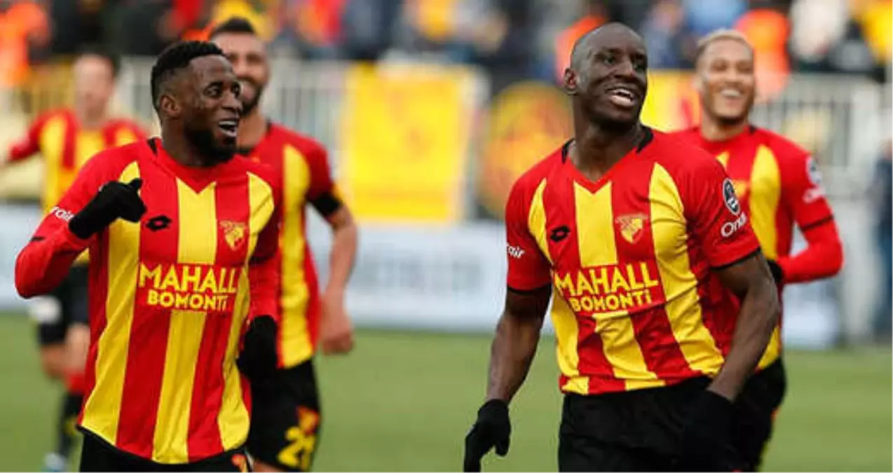 Göztepeli Demba Ba\'ya Senegal Milli Takımı Yolu Açıldı