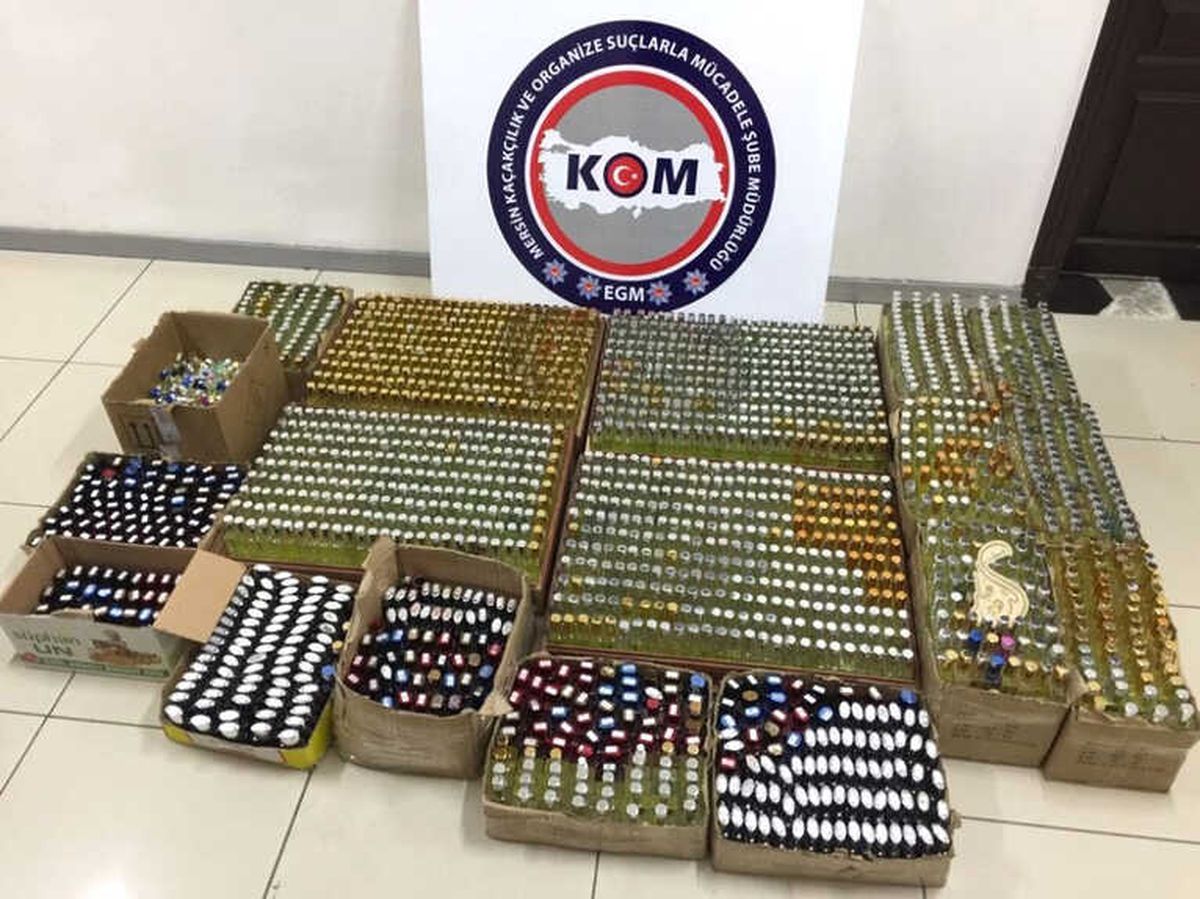 Mersin\'de 3 Bin Sahte Parfüm Ele Geçirildi