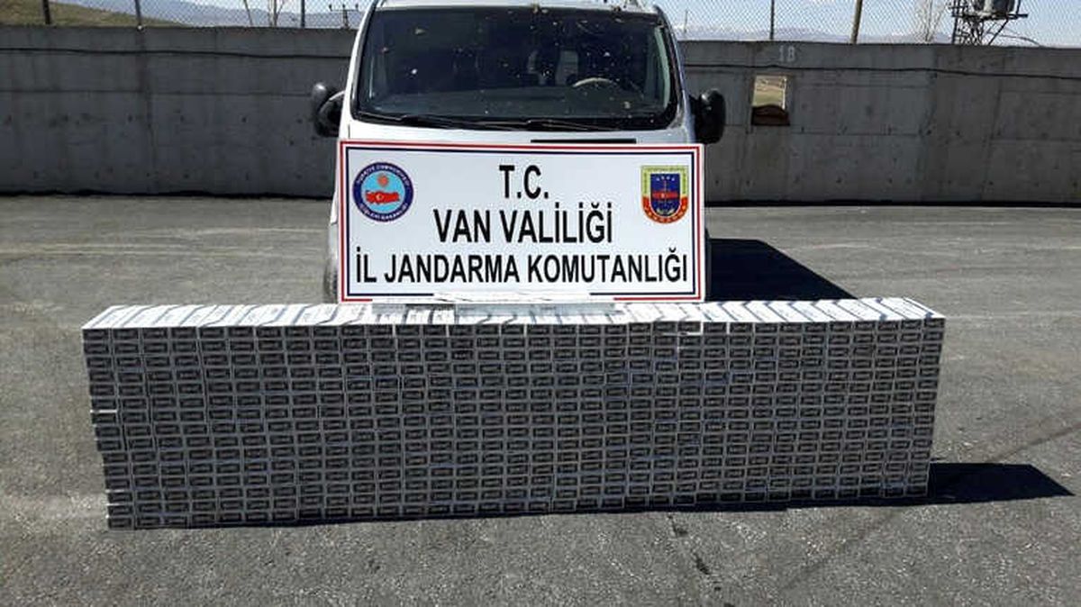 Van\'da 8 Bin 500 Paket Kaçak Sigara Ele Geçirildi