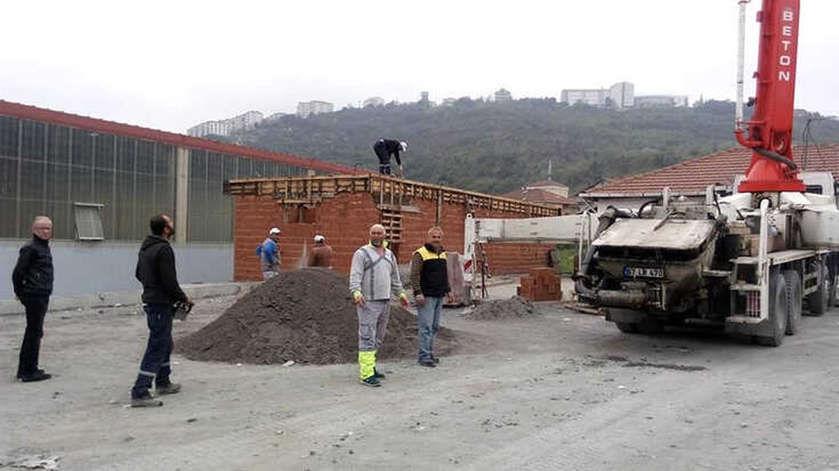 Alaplı Kapalı Pazaryerinde Çalışmalar Devam Ediyor