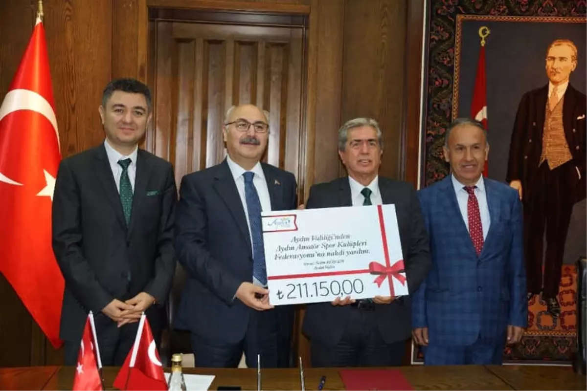 Aydın Valiliğinden Amatör Spora 211 Bin Liralık Malzeme Desteği