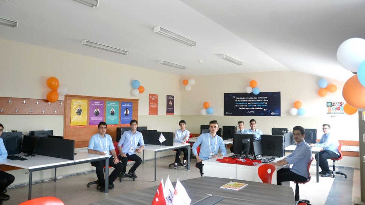 Bilişimde Nitelikli Mezunlar Hedefleniyor