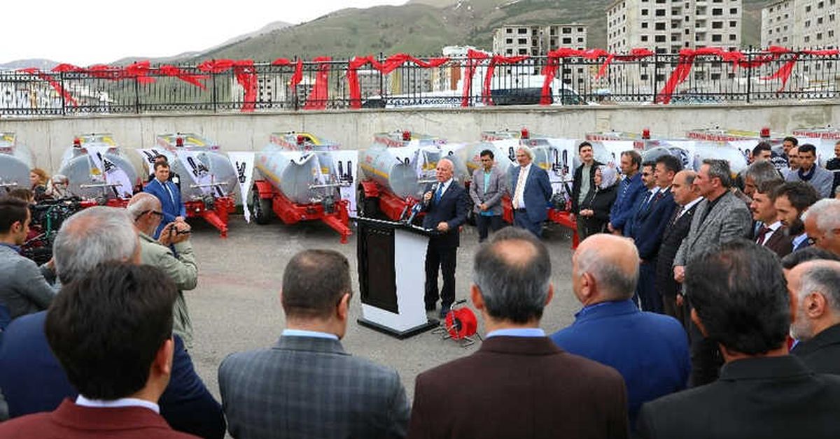 Büyükşehir\'den Kırsala 50 Su Tankı
