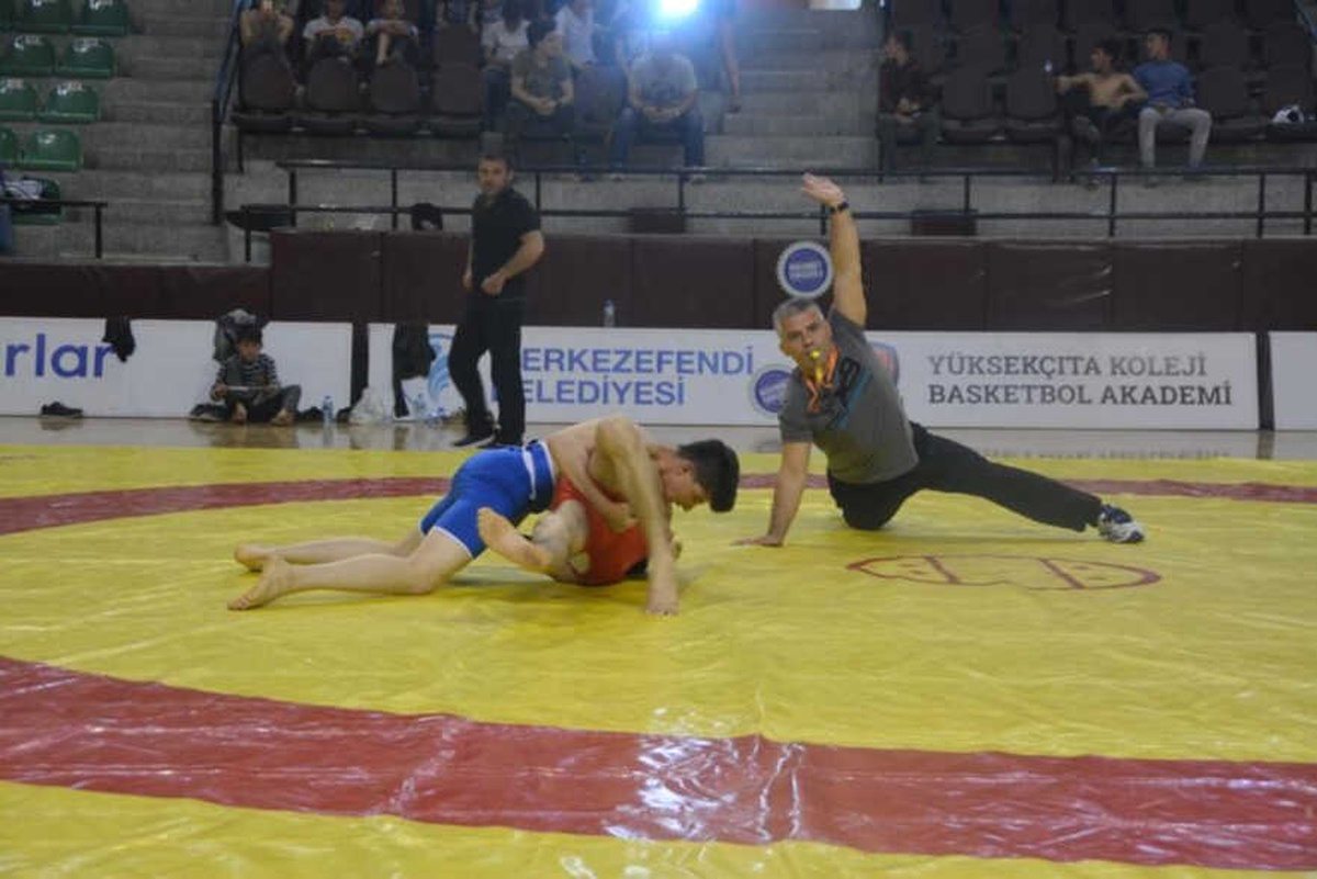 Denizli Güreş Eğitim Merkezi Yeni Sporcularını Belirleyecek