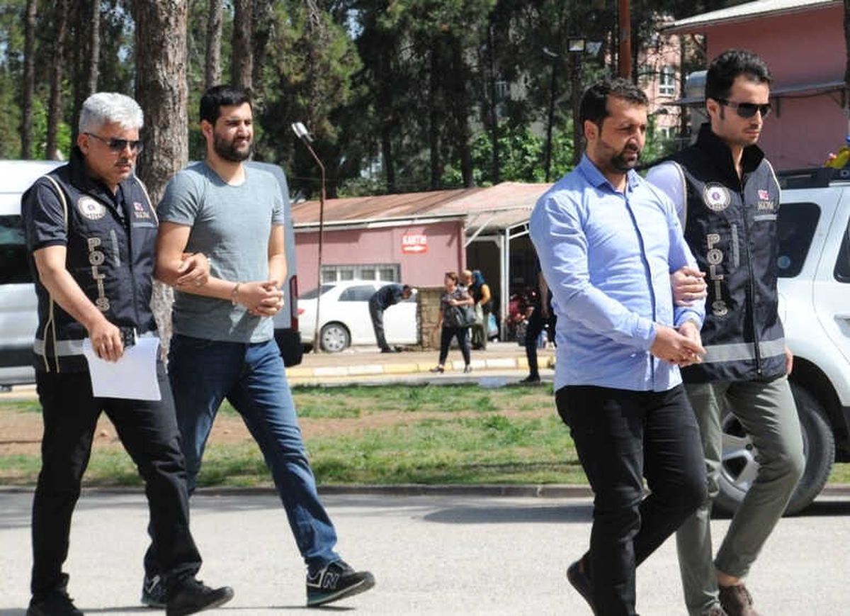 Gaybubet Evinden "Fetullah Gülen" İmzalı Saat Çıktı
