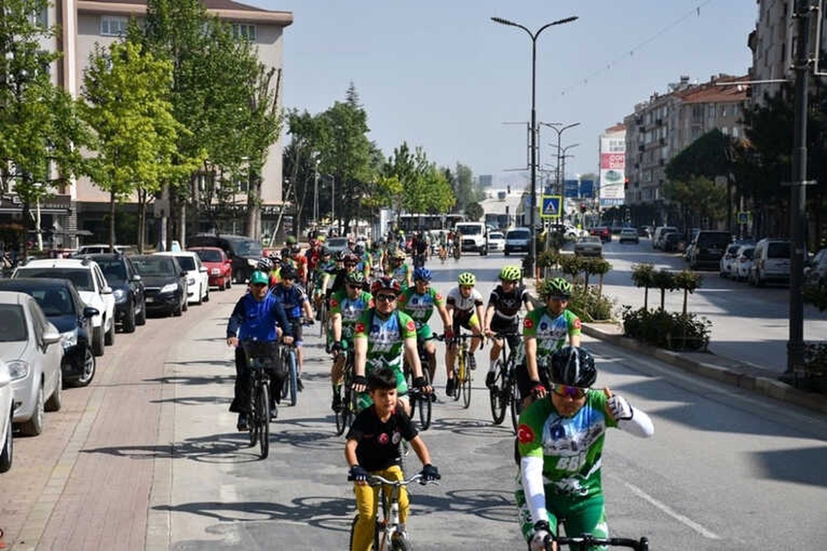 İnegöl\'ün Güzelliklerine Pedal Çevirdiler