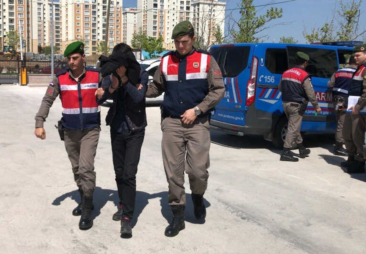 Oğluyla Birlikte Kocasını Öldürdü