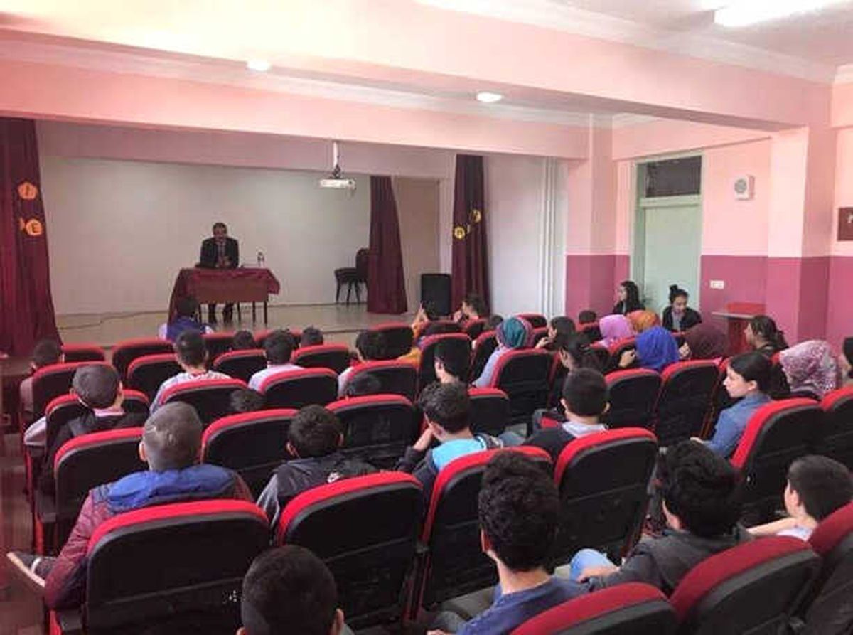 Öğrencilere Doktorluk Mesleği Anlatıldı