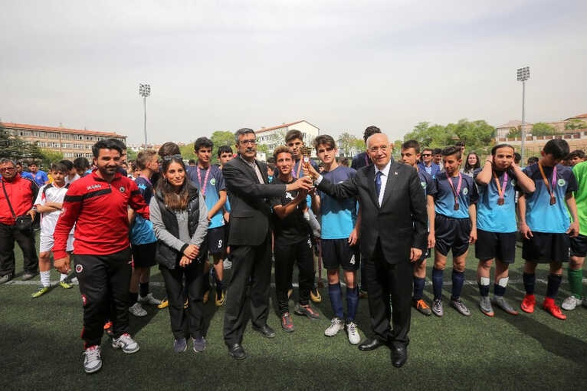 Okul Sporları Ödülleri Sahiplerini Buldu