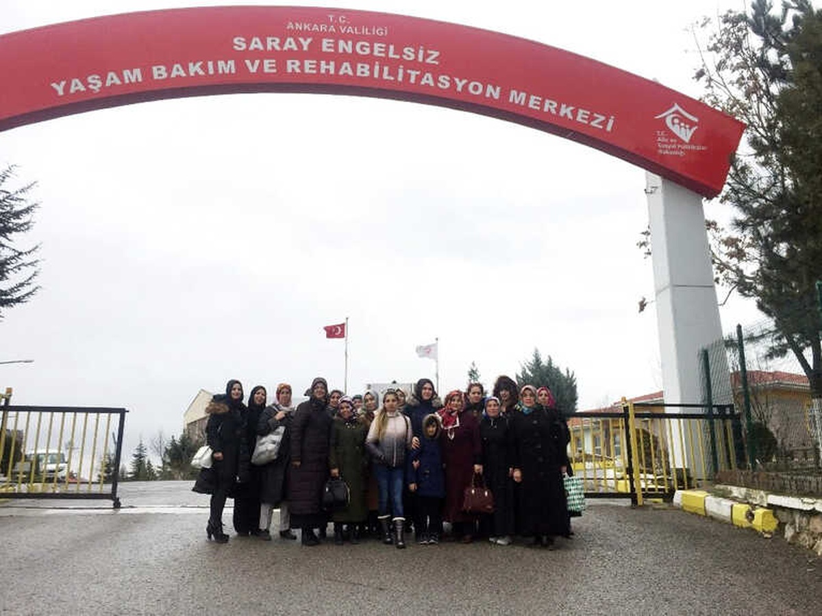Pursaklarlı Kadınlar Rehabilitasyon Merkezini Ziyaret Etti