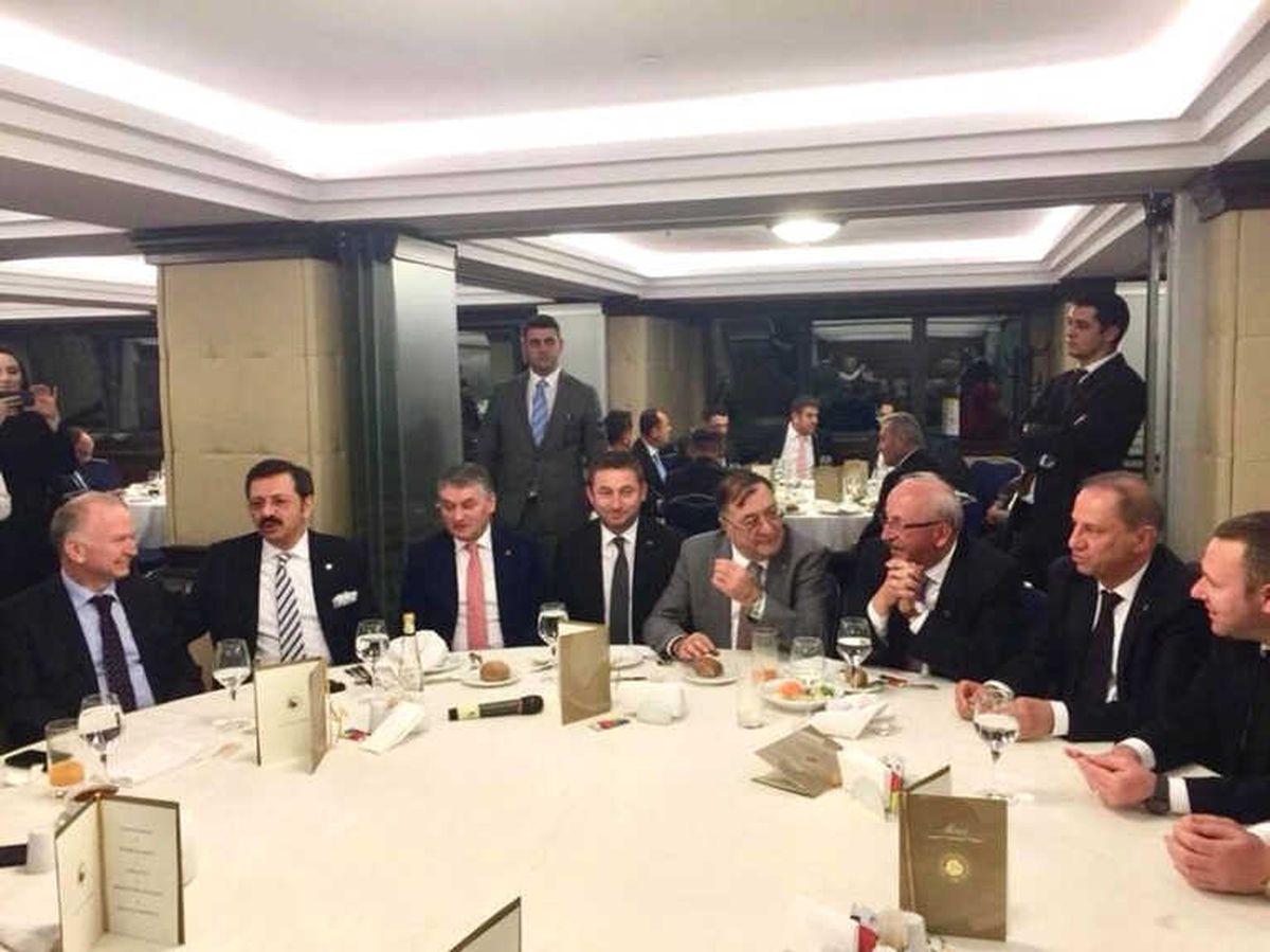 Başkan Albayrak, TOBB\'un Tanışma Yemeğine Katıldı