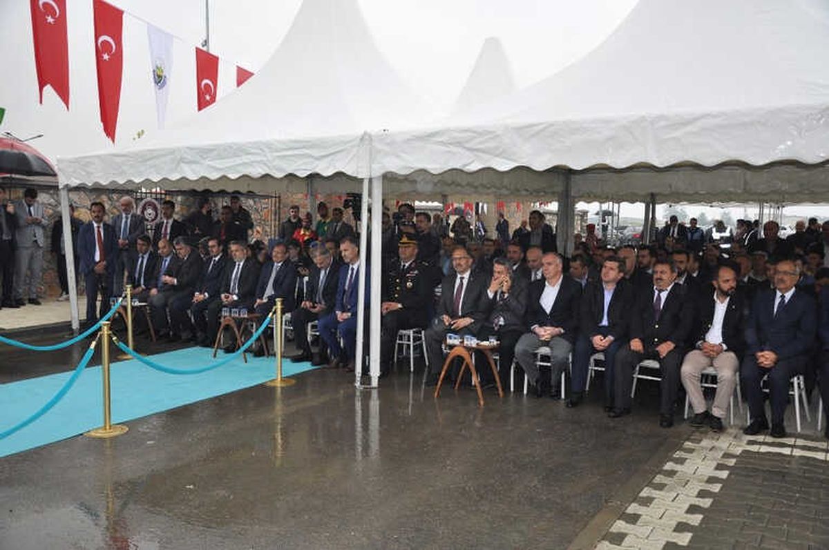 Çavuşoğlu: "24 Haziran\'dan Sonra Türkiye İçin Yepyeni Pencereler Açılacak"