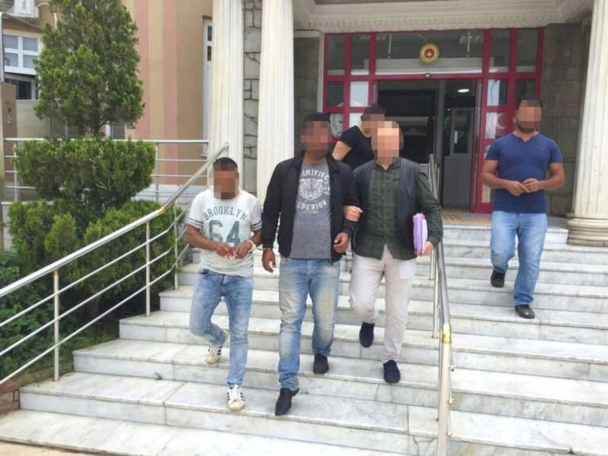 Cezaevi Firarisi ve İnsan Taciri Polisten Kaçamadı