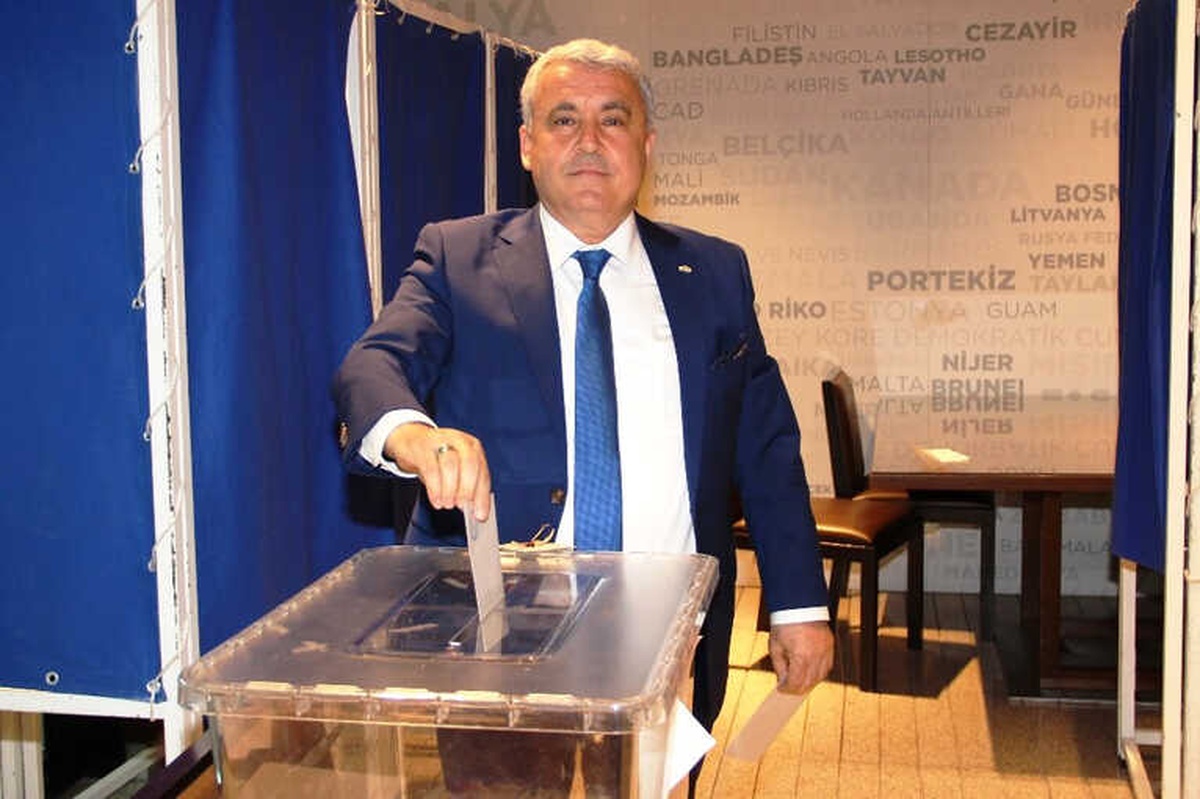 Ege Zeytin ve Zeytinyağı İhracatçıları Birliği Başkanı Davut Er Güven Tazeledi