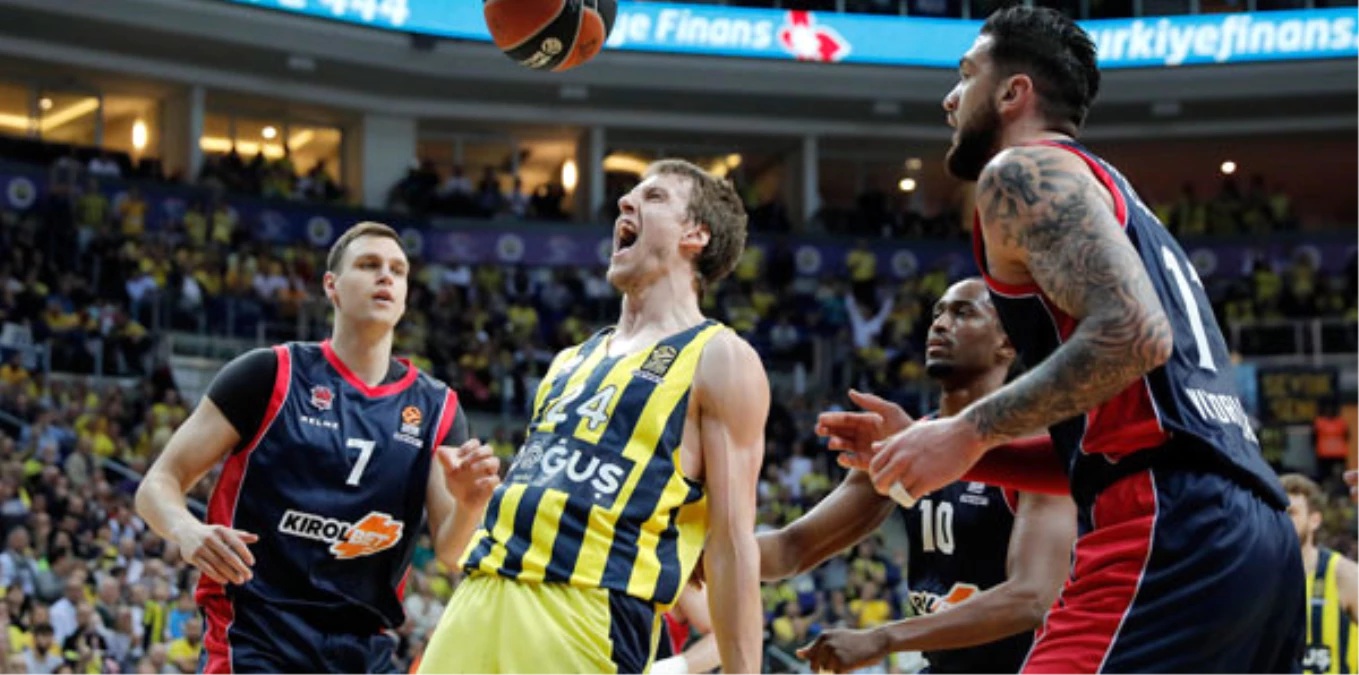 Fenerbahçe Doğuş - Baskonia (Canlı)