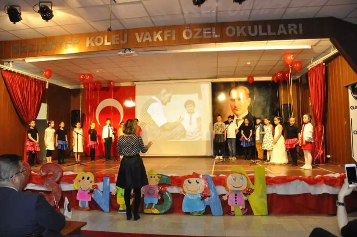 Gaziantep\'te Festival Gibi 23 Nisan Kutlaması