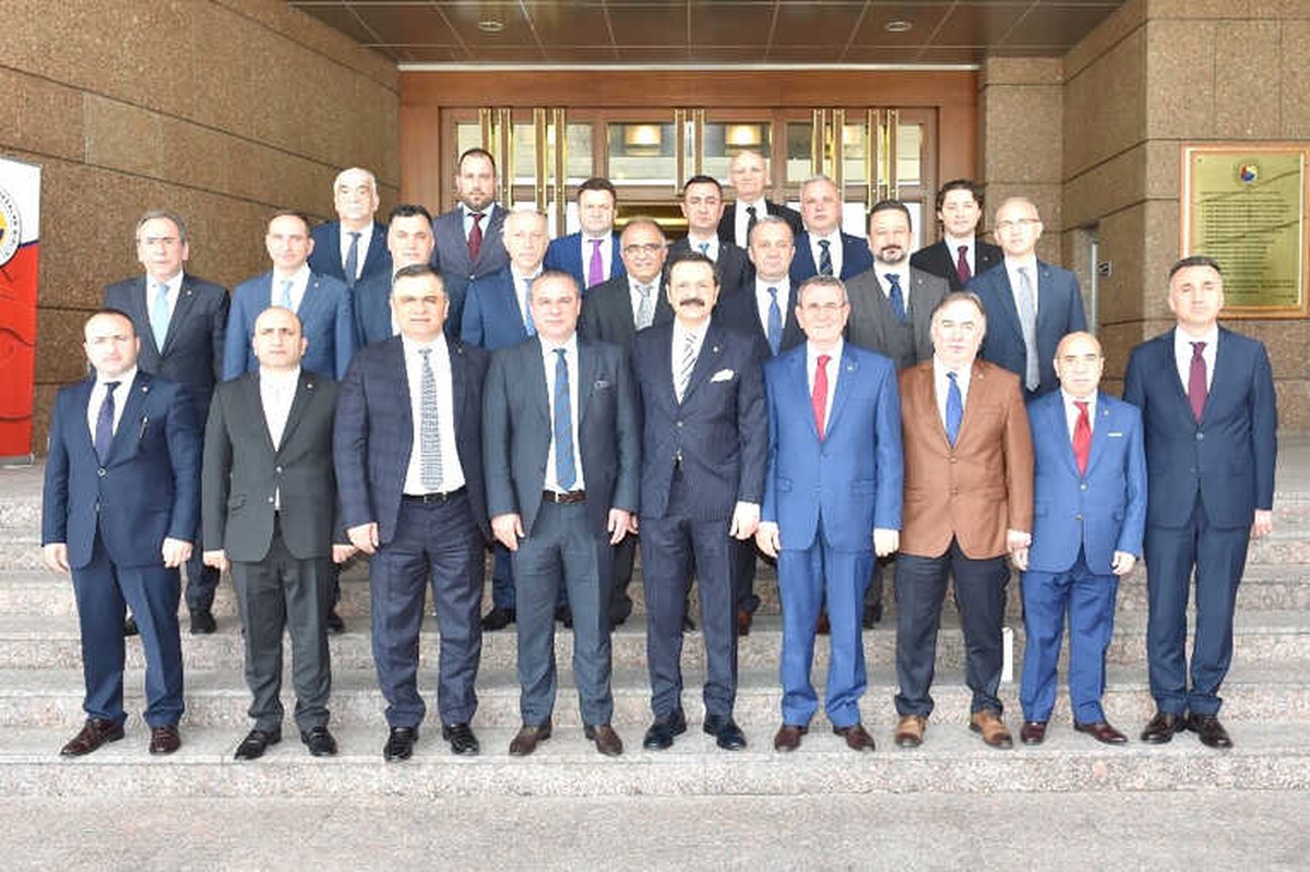Hisarcıklıoğlu: "Türkiye Hak Ettiği Yere Kavuşacak"