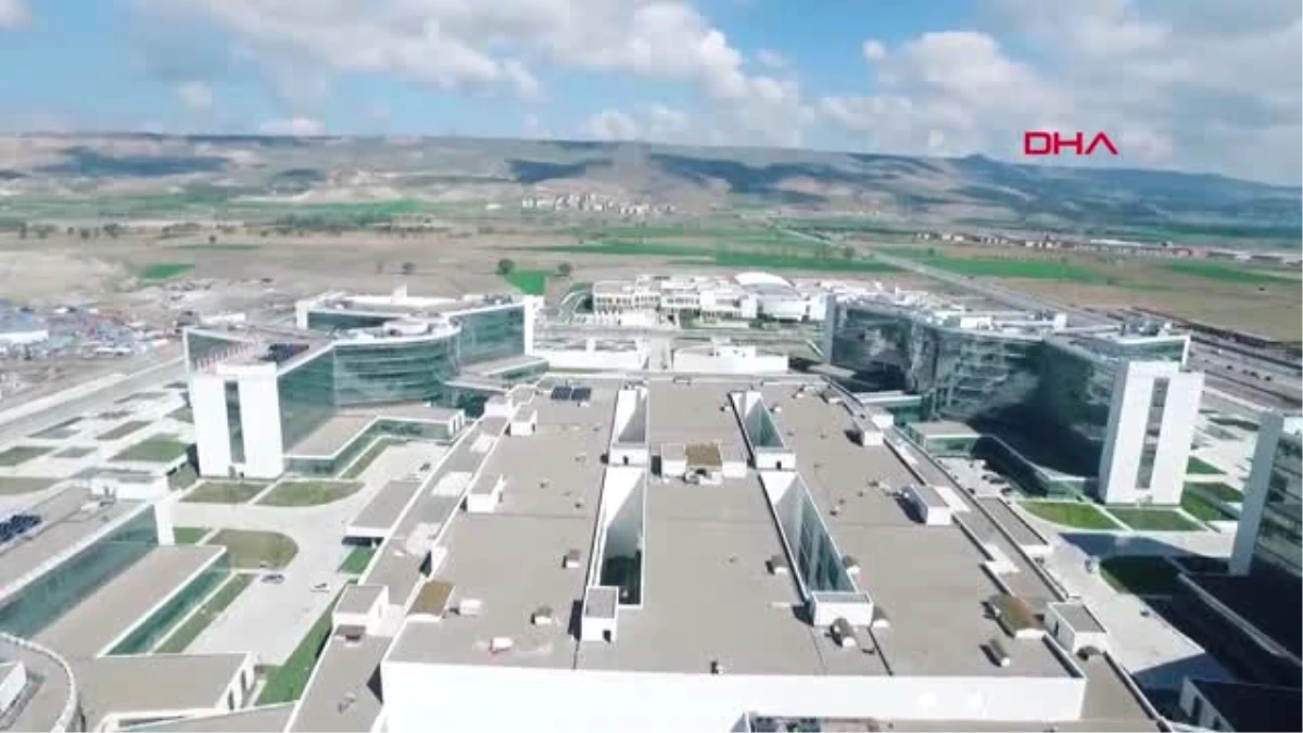 Kayseri-415 Milyon Euroya Mal Olan Kayseri Şehir Hastanesini 5 Mayıs\'ta Cumhurbaşkanı Açacak