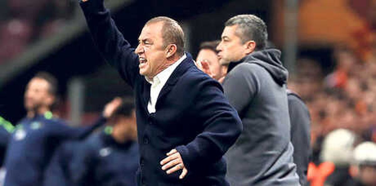 Sarhoş Musun Yürü Git!