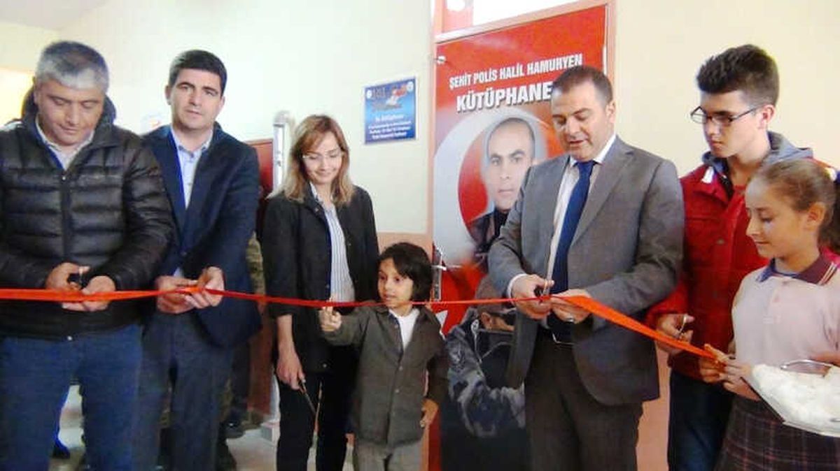 Şehit Hamuryen\'in İsmi Kütüphanede Yaşatılacak