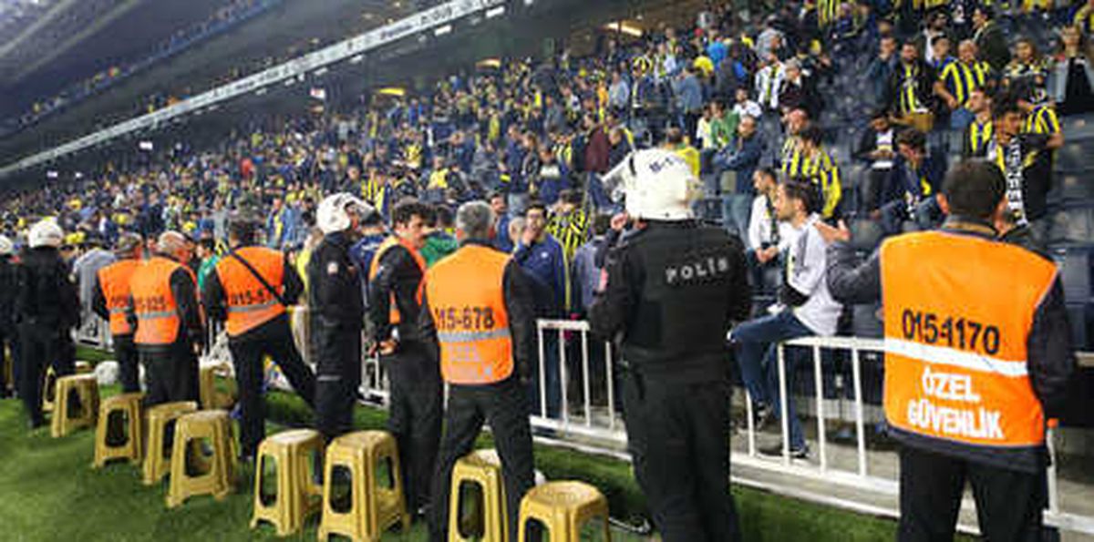 Derbide 20\'den Fazla Gözaltı