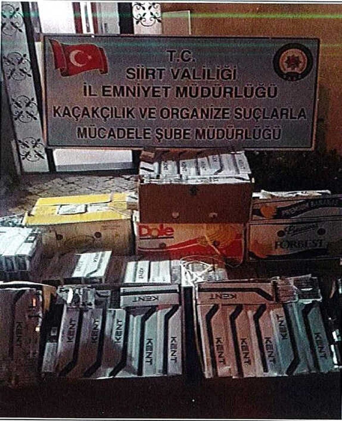 Siirt\'te 5 Bin 600 Paket Kaçak Sigara Ele Geçirildi