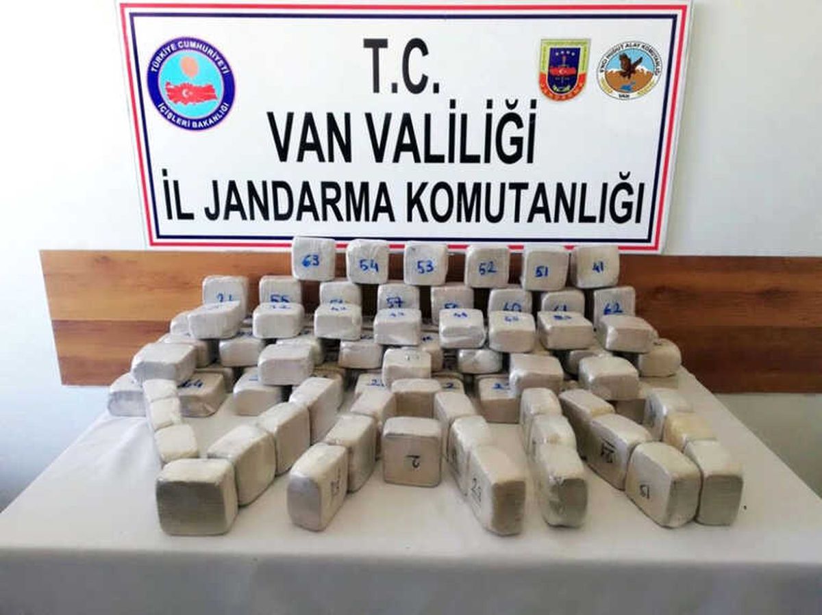 Sınır Hattında 50 Kilo Eroin Ele Geçirildi