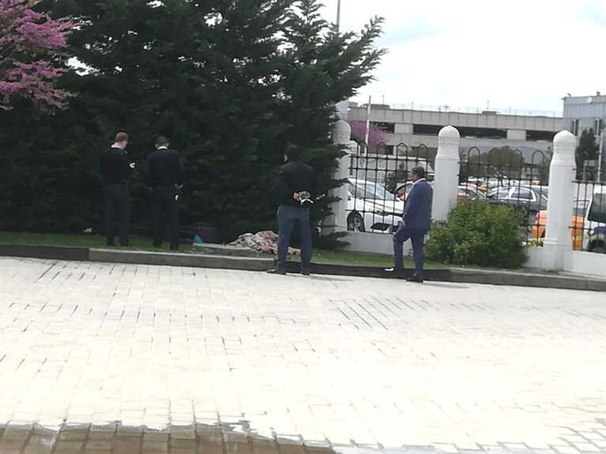 Şüpheli Çantadan Battaniye ve Yastık Çıktı