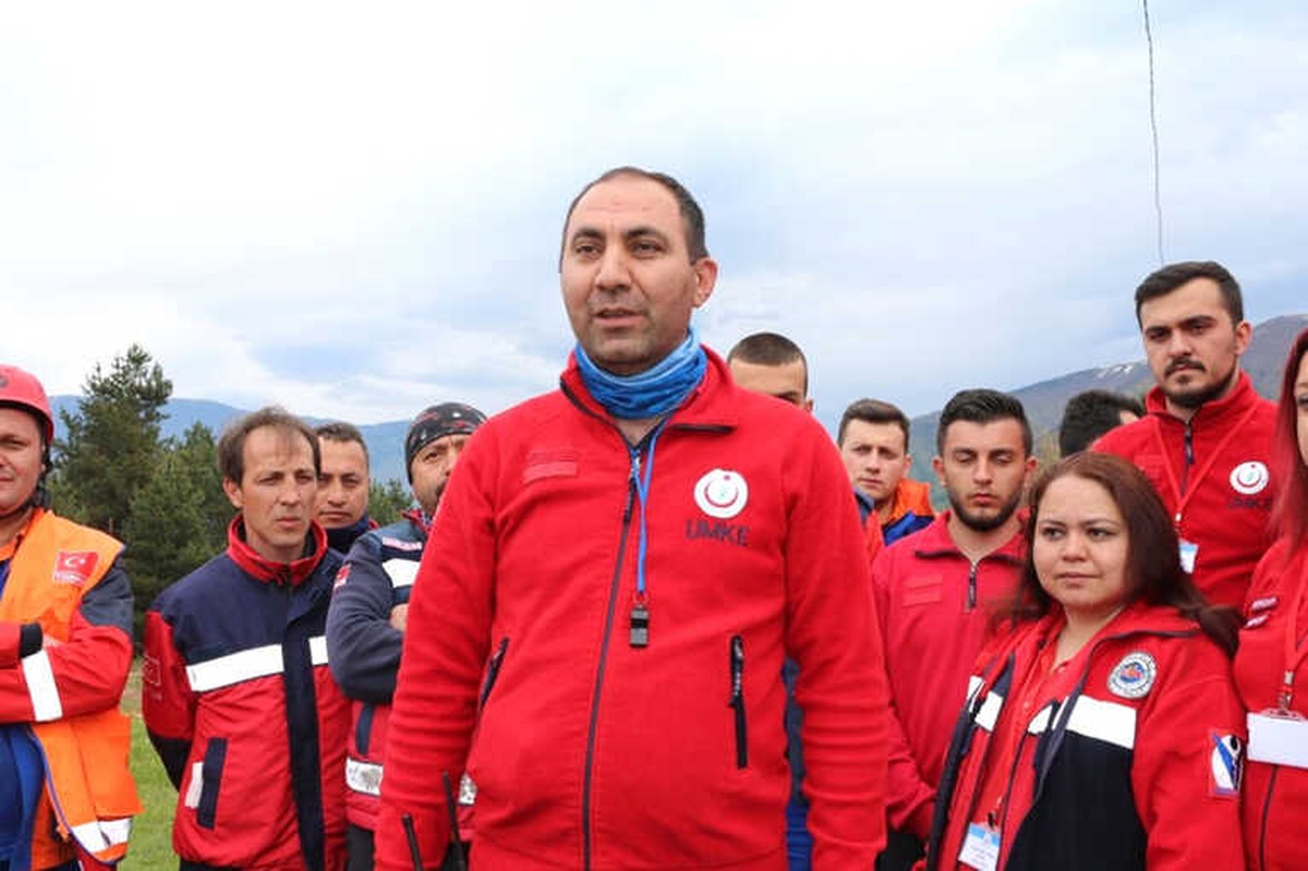 Umke\'ye Yeni Katılan 25 Gönüllüye Teorik ve Pratik Eğitim Verildi