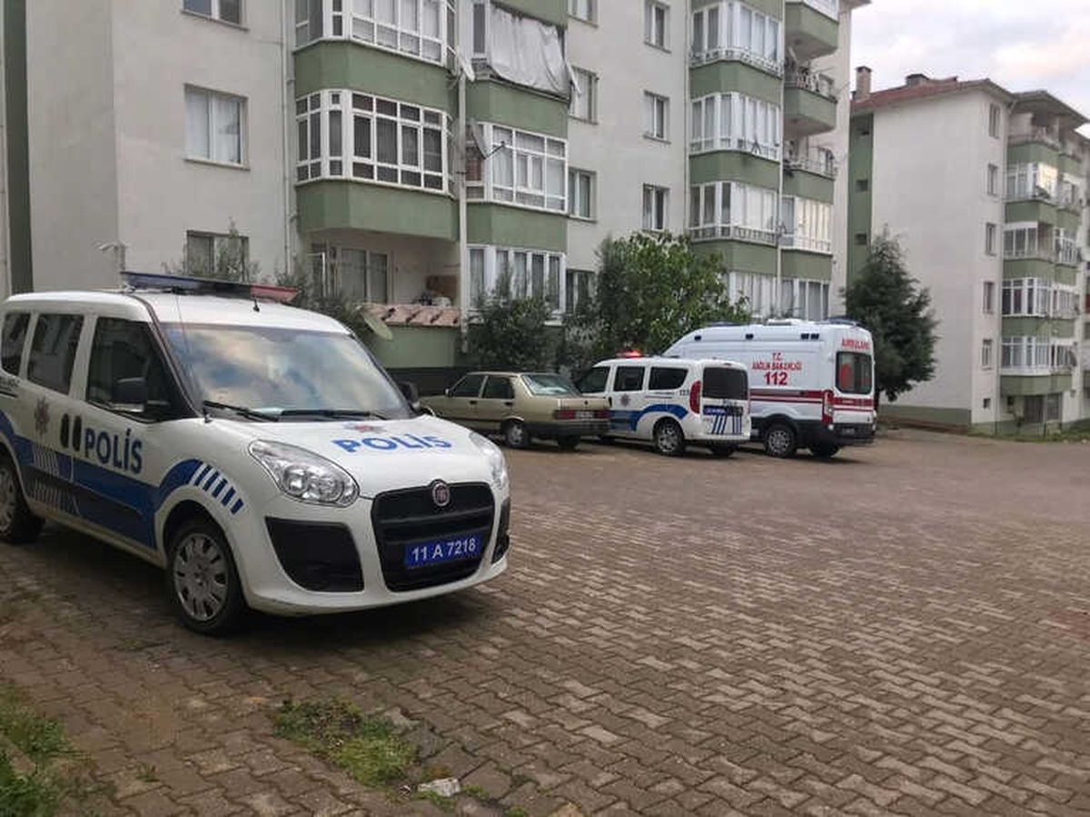 Yaşlı Kadın Evinde Ölü Bulundu