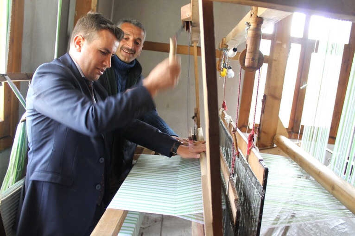 10 Yıldır Feretiko Dokuyan İmama Kaymakam\'dan Ziyaret