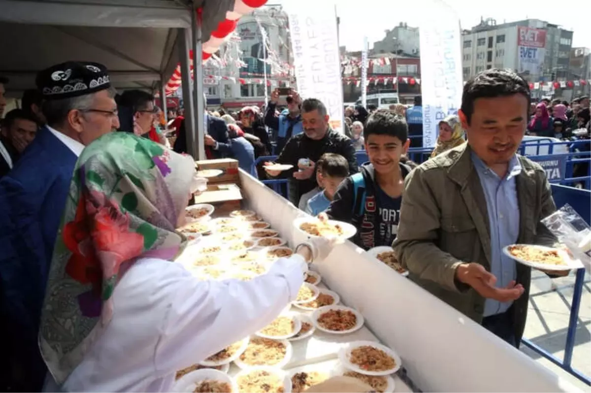 40 Bin Kişilik "Türkistan Pilavı ve Hamsi Şöleni" Başlıyor