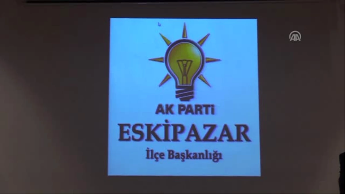 Ana Muhalefet Partisinin Meydanda Güreşecek Pehlivanı Yok"