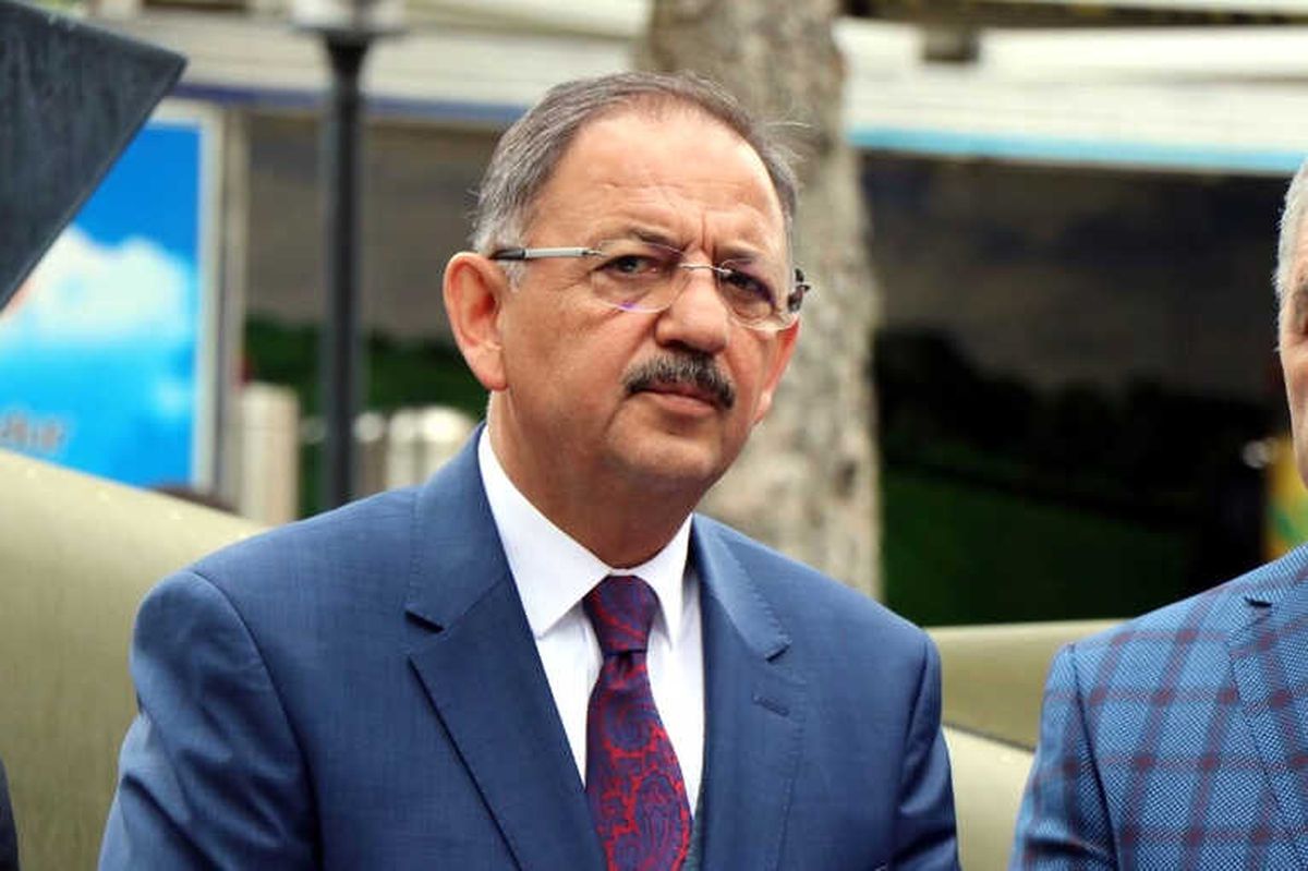 Bakan Özhaseki: "24 Haziran\'da Güneydoğu\'ndan Çok Farklı Sonuçlar Bekliyorum"