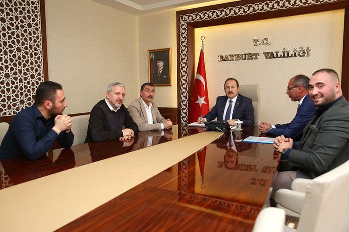 Bayburt Osb\'de İnovatif Yapı Malzeme Fabrikası Kurulumu İçin İmzalar Atıldı
