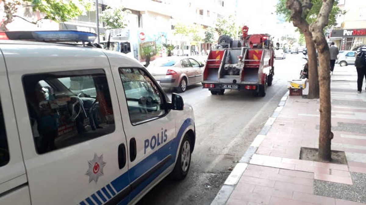 Elektrik Trafosundan Çıkan Yangın Korkuttu