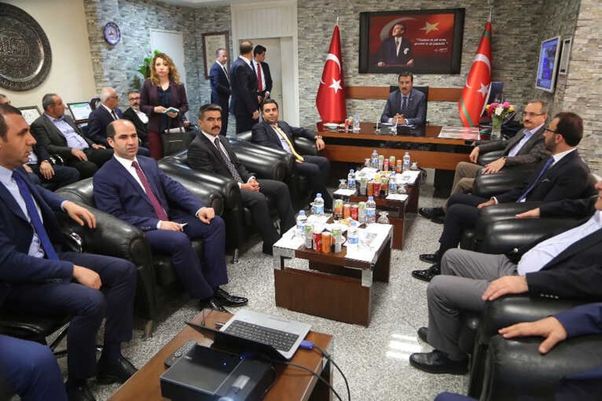 Gümrük ve Ticaret Bakanı Tüfenkci Şırnak\'ta