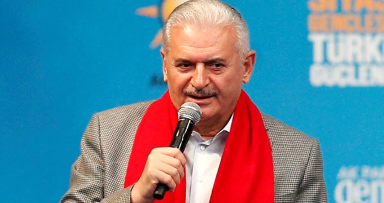 Kongreye Damga Vuran Anlar! Başbakan Yıldırım, Samanyolu Şarkısını Söyledi