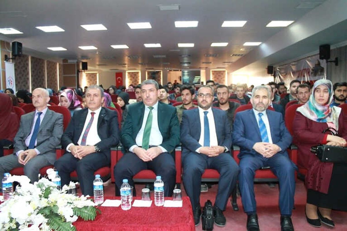 Sivas\'ta \'Din İstismarı ile Mücadele\' Paneli