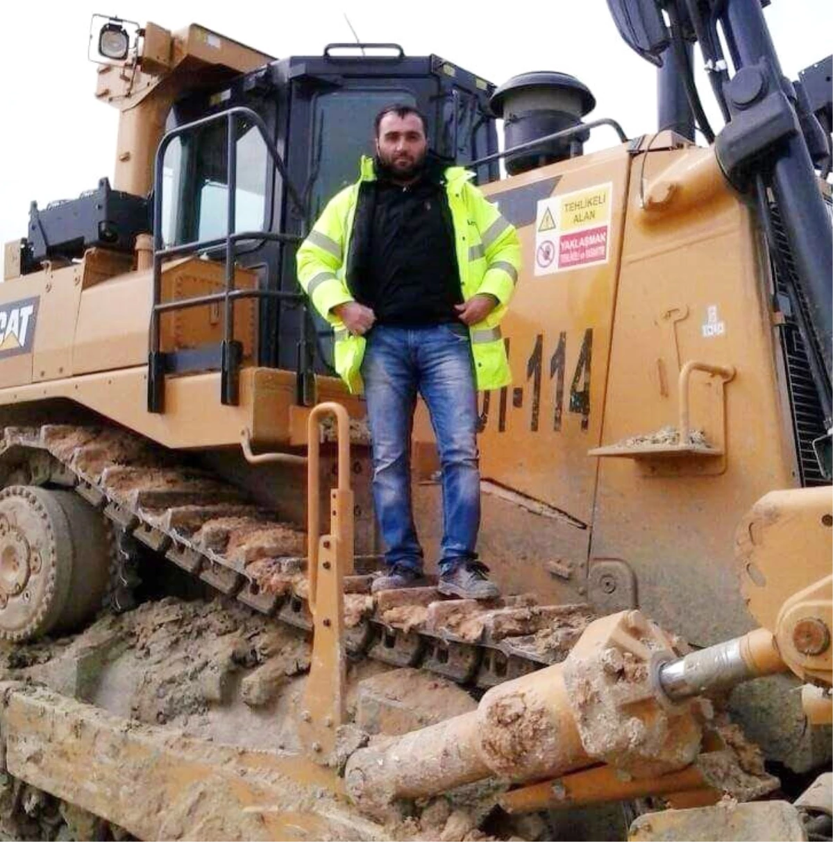 Tunceli\'de Hain Saldırı: Dozer Operatörü Şehit Oldu