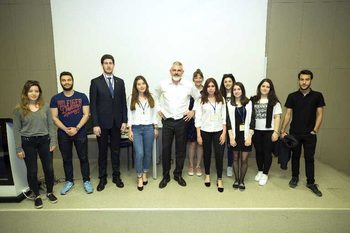 Uluslararası Beyin Avcısından Gençlere Öneriler