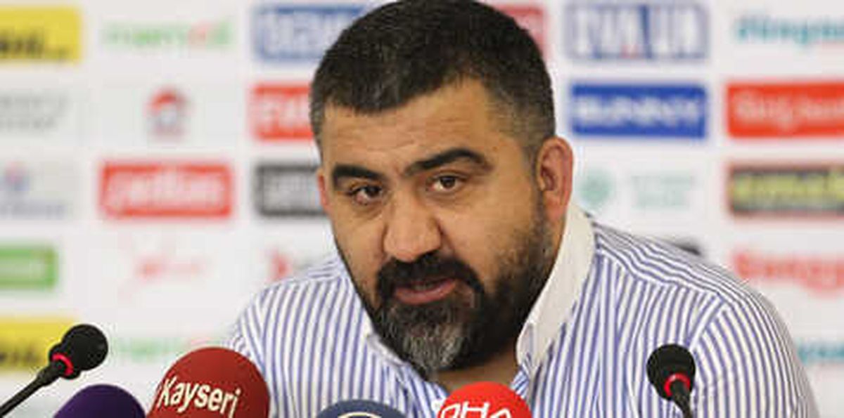 Ümit Özat: "Sokaktan 11 Tane Adam Toplasak Belki Çok Daha Farklı Olurdu"