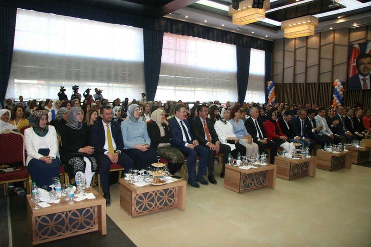 Bakan Zeybekci\'den 24 Haziran Açıklaması Açıklaması