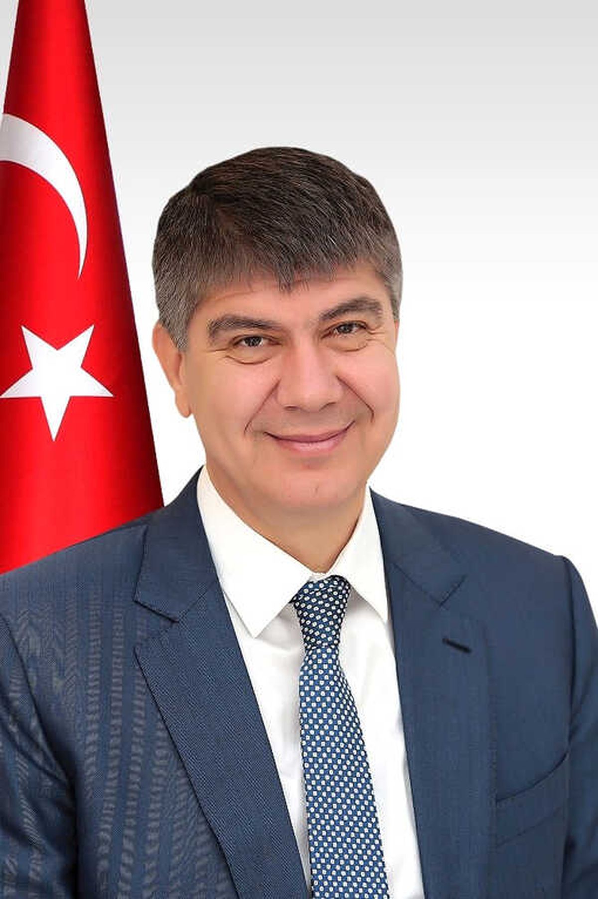 Başkan Türel\'den 23 Nisan Masajı
