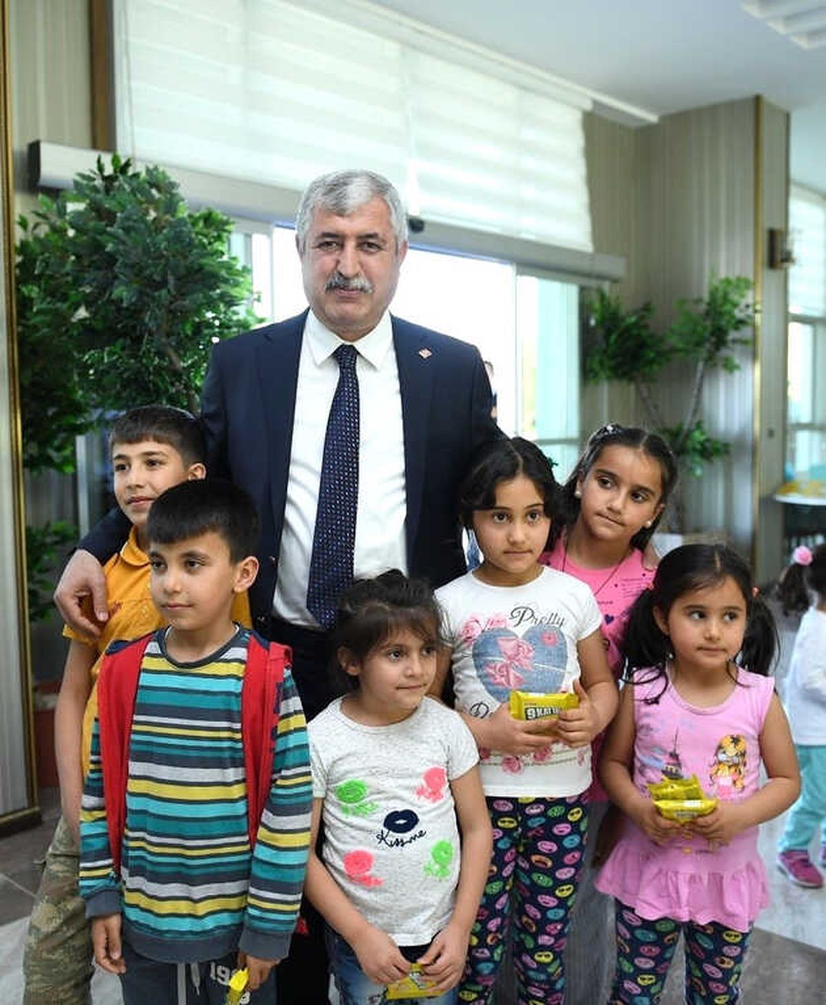 Belediye Başkanı Polat\'tan 23 Nisan Mesajı