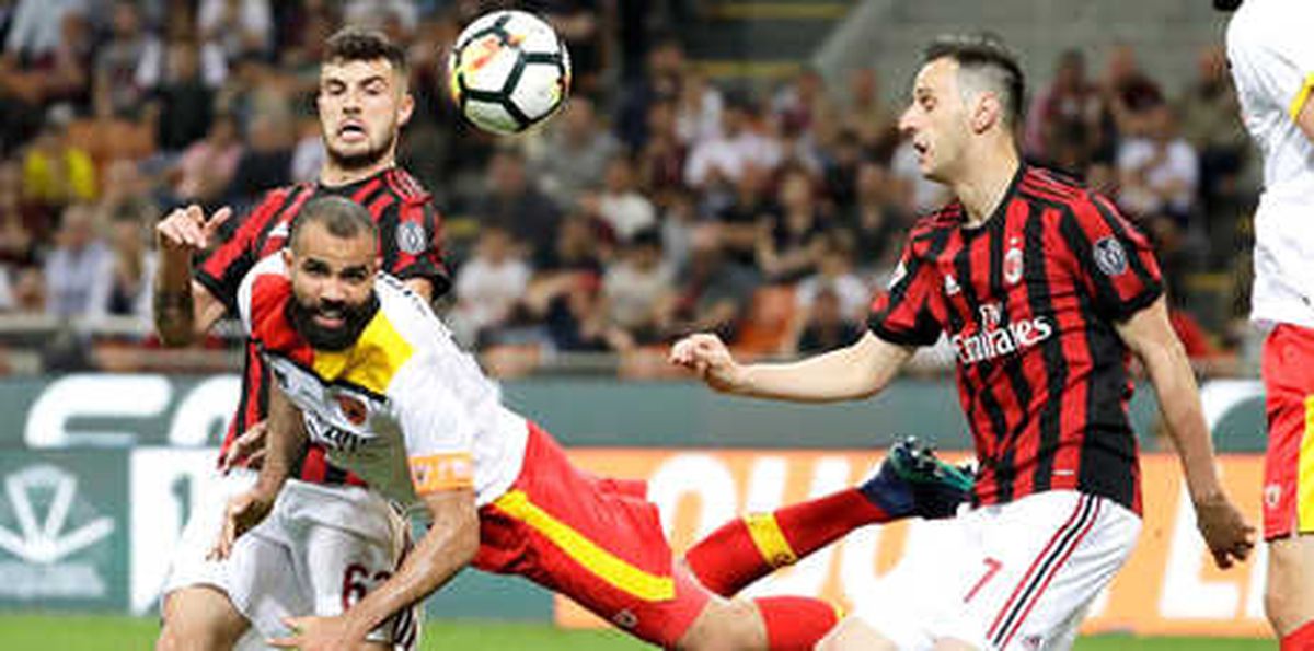 Benevento, Milan\'ı Deplasmanda Yendi