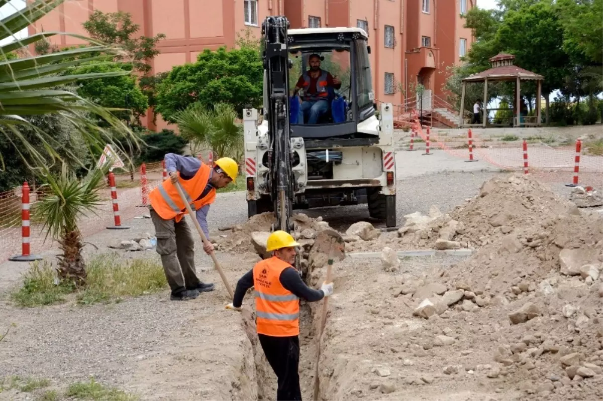 Birecik\'te Doğalgaz İçin İlk Kazma Vuruldu